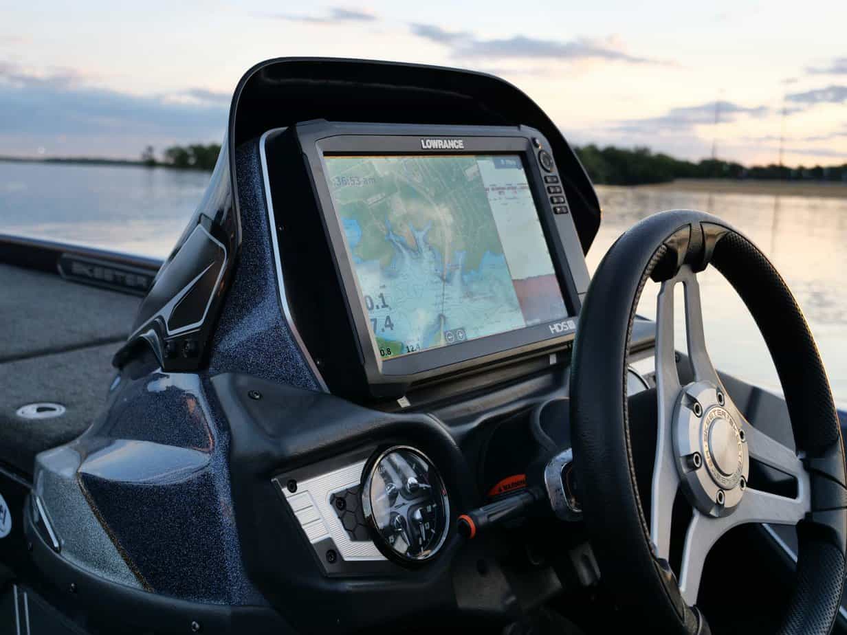 how to choose a fish finder